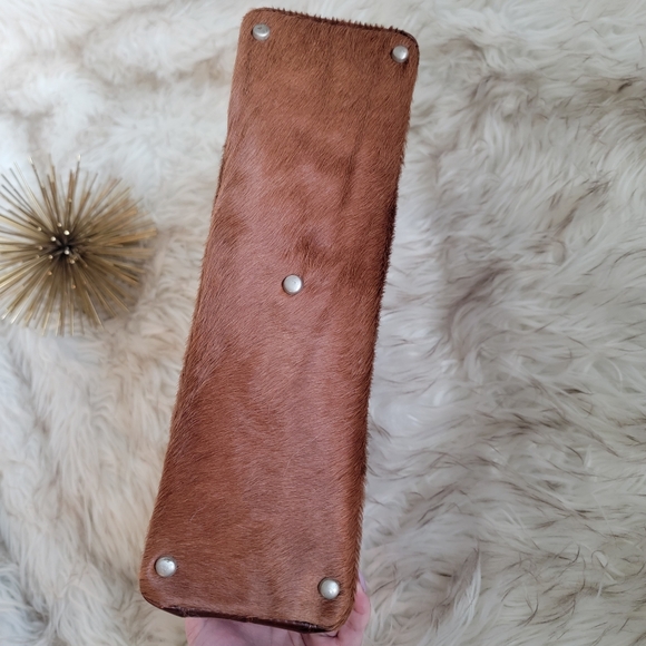 COPY - Loewe Shoulder Bag - Picture 5 of 14